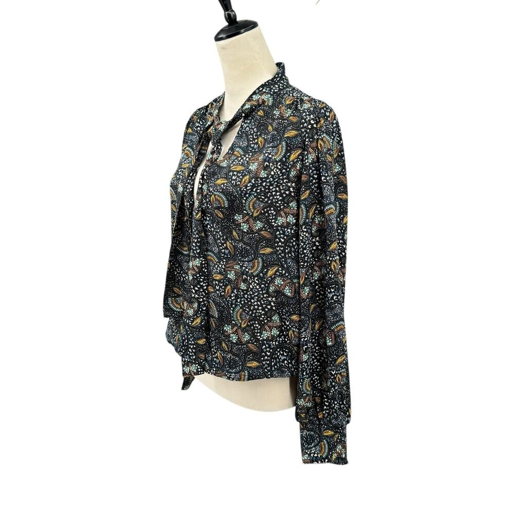 Evereve Charlie Neck Tie Teal Multicolor Printed Long Sleeve Chiffon Blouse - Picture 3 of 12
